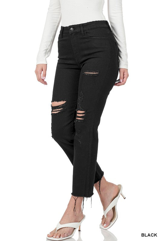 P 784 - Distressed Cropped Jeans