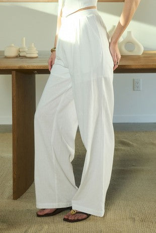 P 748 - High Waist Pleated Pants