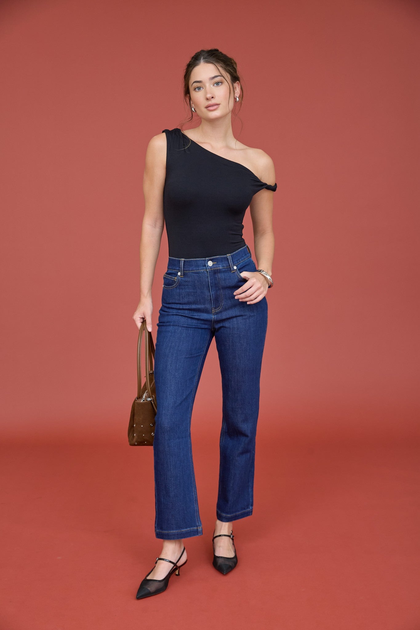 P 868 - High Rise Straight Leg Jeans