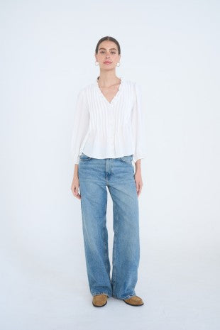 DT 1945 - 3/4 Sleeve Pintuck Detail Blouse