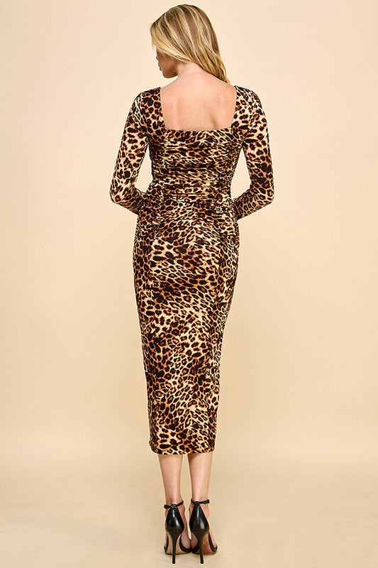 DD 1342 - Scoop Neck Printed Midi Dress