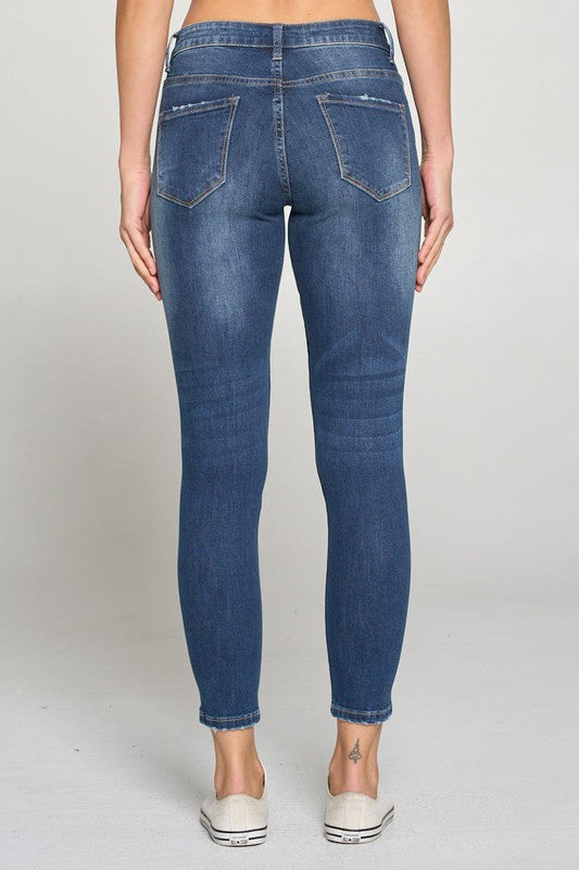 P 772 - Cropped Dark Wash Skinny Jeans