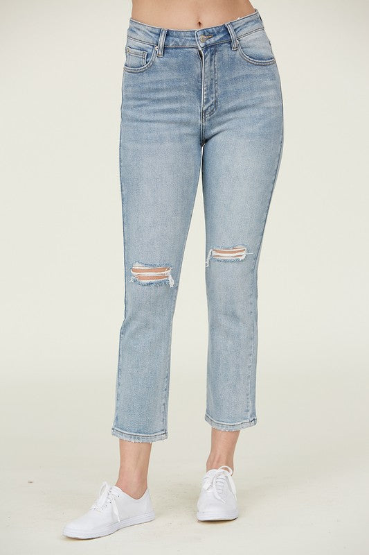 P 773 - Stretchy High Rise Cropped Jeans