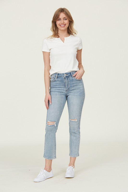 P 773 - Stretchy High Rise Cropped Jeans