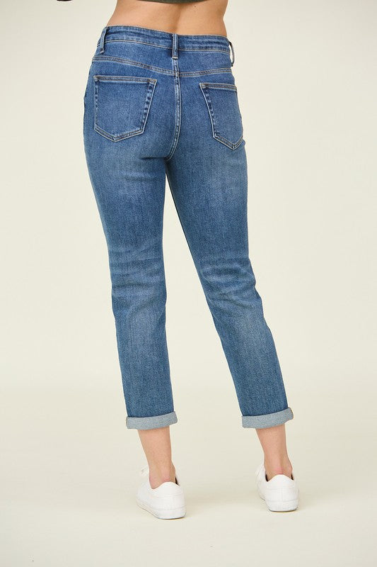 P 776 - High Rise Girlfriend Jeans
