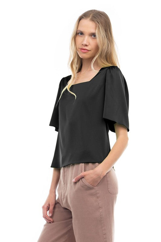 CT 2797 - Cropped Short Sleeve Blouse