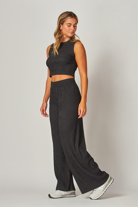 P 744 - Crinkle Plisse Loungewear Top