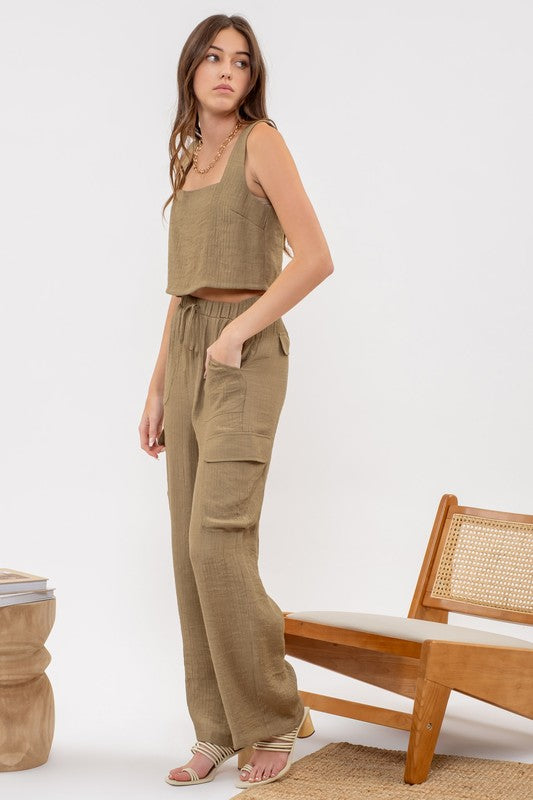 DT 1673 - Solid Sleeveless Crop Top