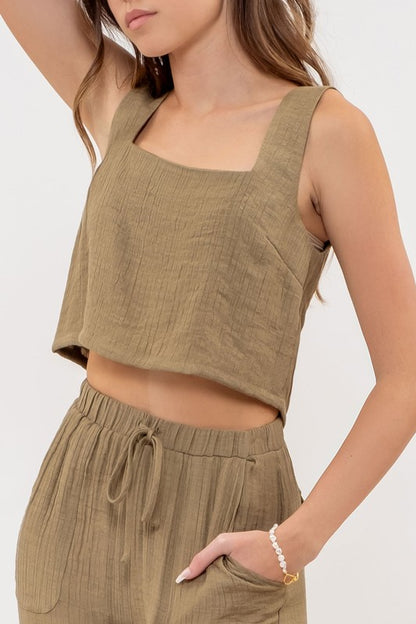 DT 1673 - Solid Sleeveless Crop Top