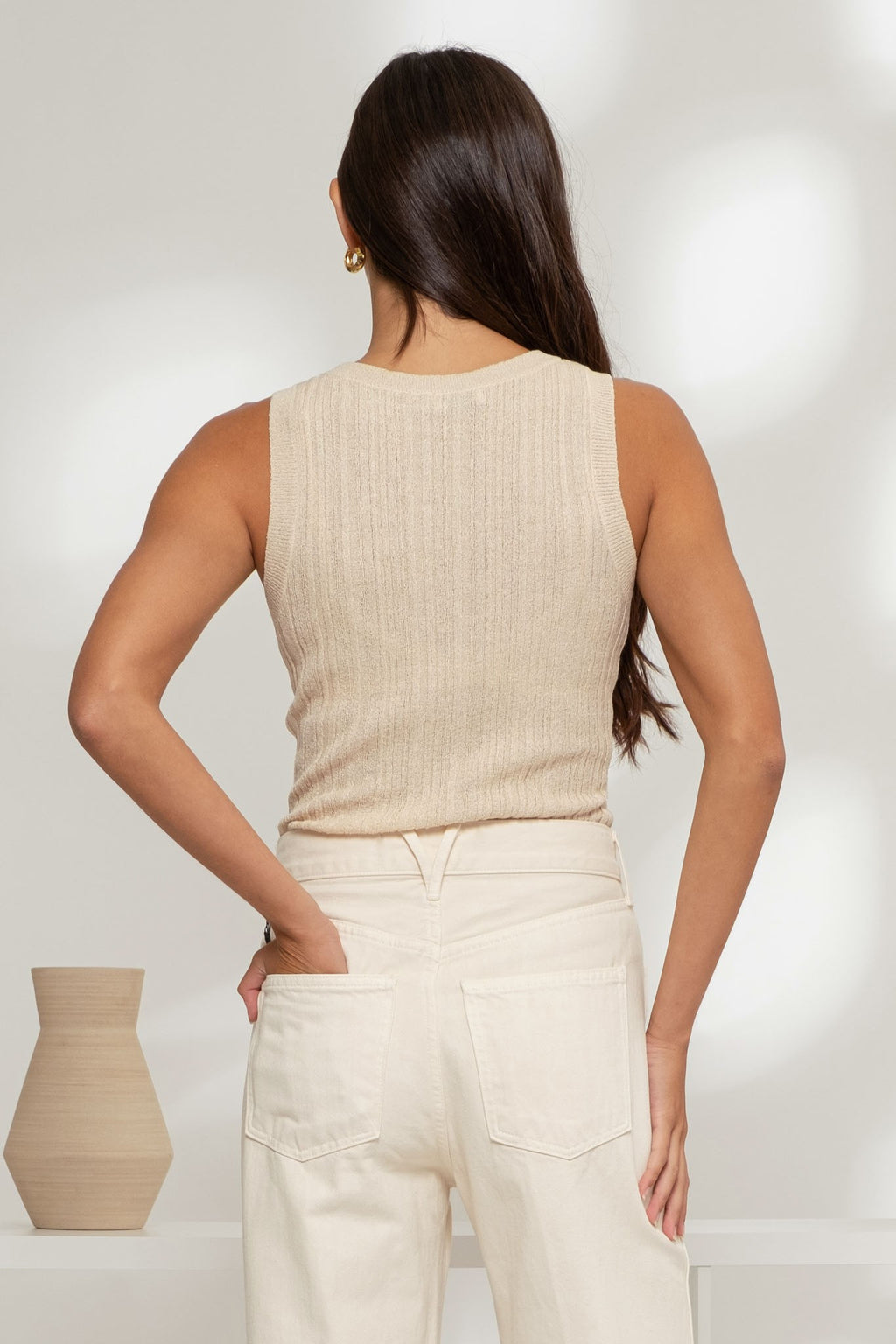 CT 2882 - Sleeveless Round Neck Sweater Top