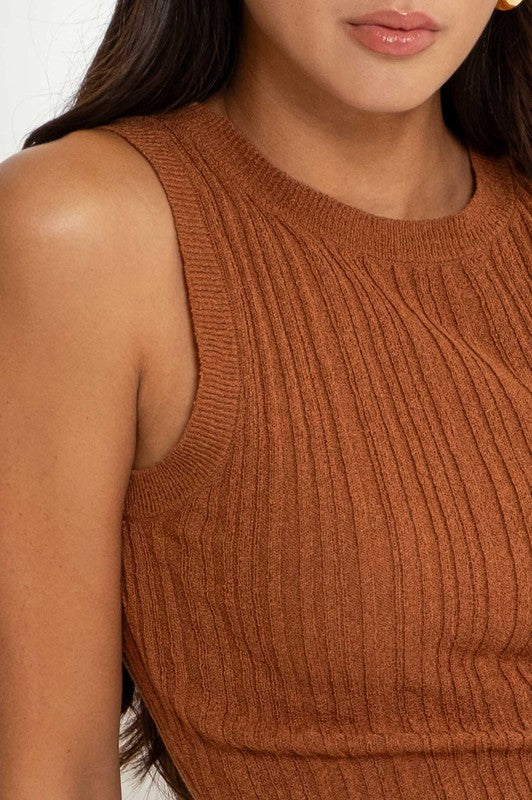 DT 1881 - Sleeveless Sweater Knit Top