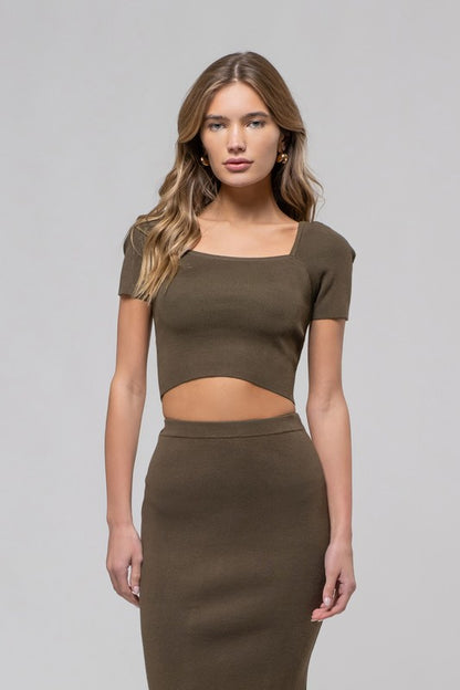 DT 1672 - Sweater Knit Crop Top