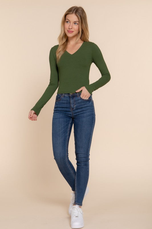 CT 2770 - Ribbed V Neck Top
