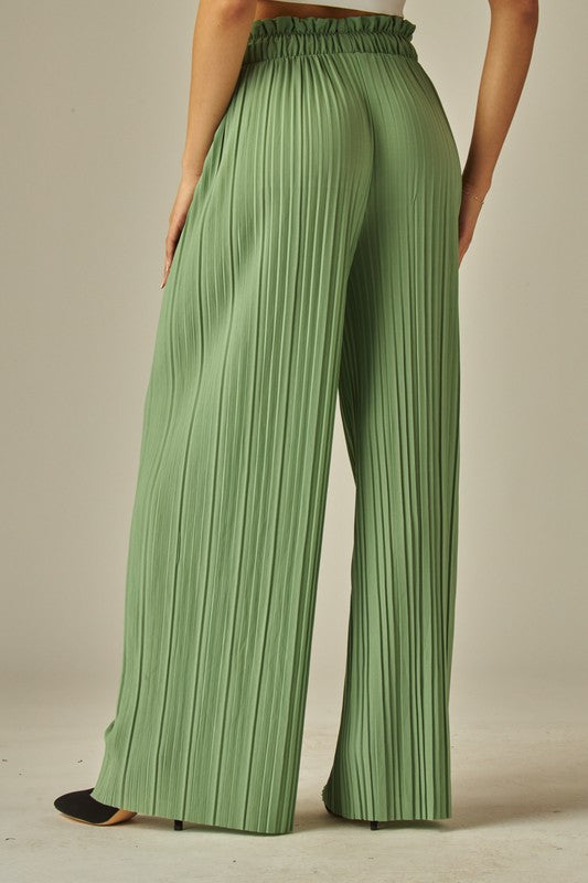 P 749 - Pleated Paper Bag Wide Leg Pants