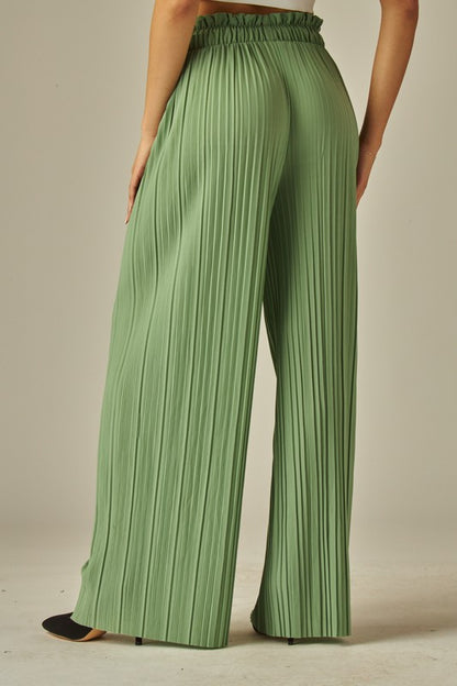 P 749 - Pleated Paper Bag Wide Leg Pants