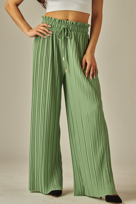 P 749 - Pleated Paper Bag Wide Leg Pants
