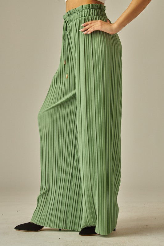 P 749 - Pleated Paper Bag Wide Leg Pants
