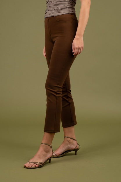 P 796 - Straight Leg Cropped Pants