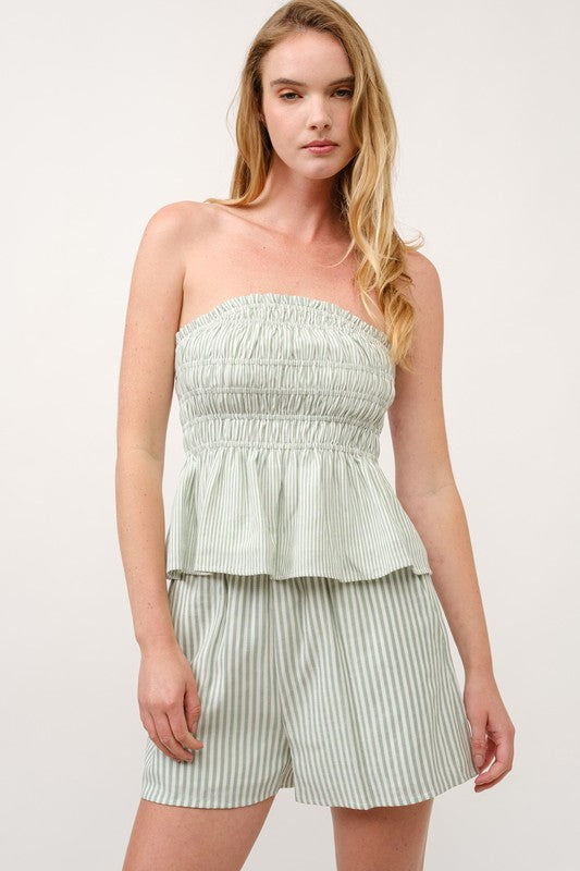 SET 042 - Flowy Peplum Hem Top