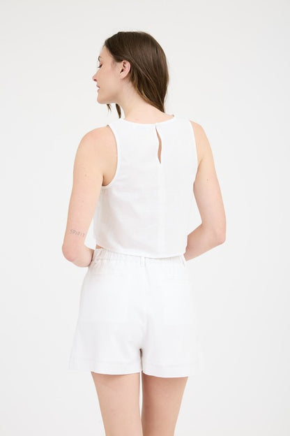 CT 2817 - Round Neck Cropped Linen Blouse