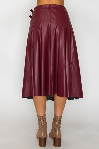 SKT 1000 - Faux Leather Flare Skirt