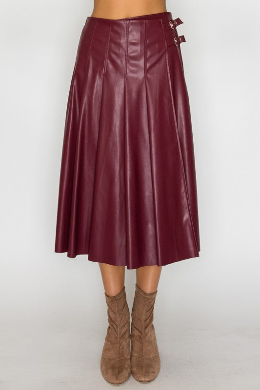 SKT 1000 - Faux Leather Flare Skirt