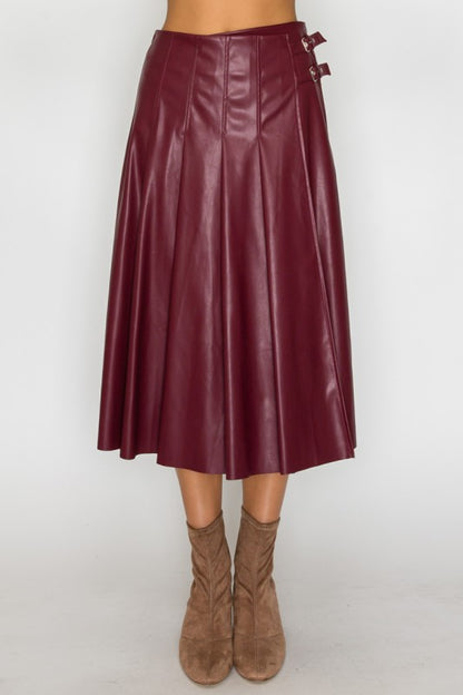 SKT 1000 - Faux Leather Flare Skirt