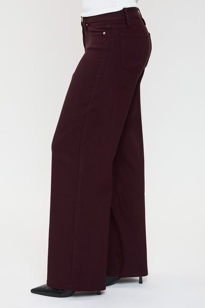 P 856 - Super Stretch Wide Leg Jeans