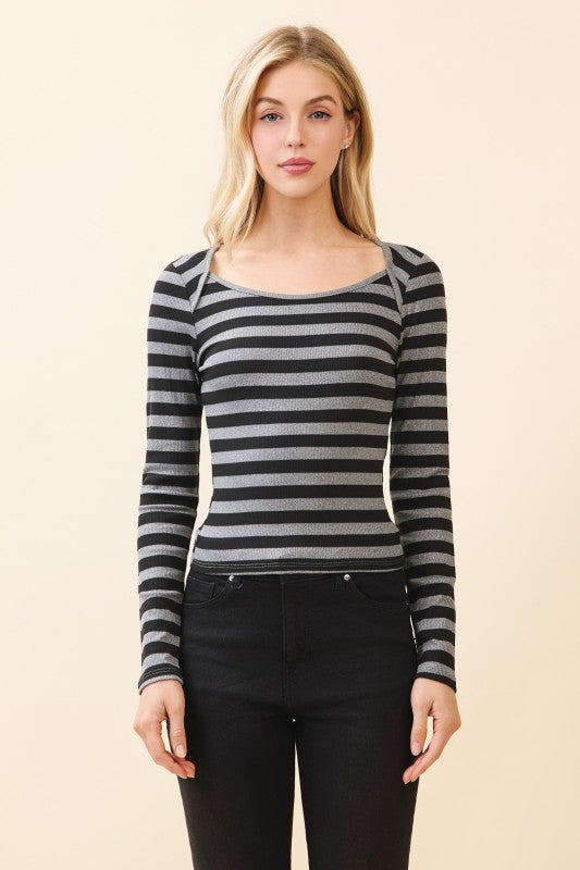 CT 2784 - Envelope Long Sleeve Top