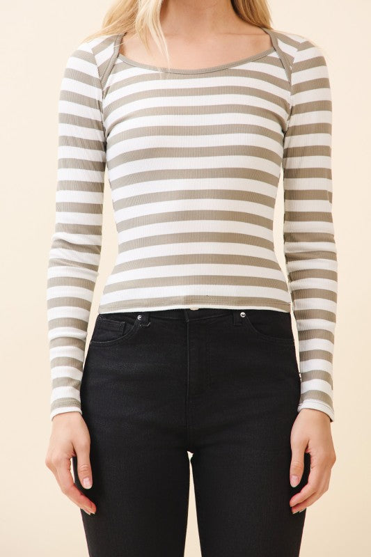 CT 2784 - Envelope Long Sleeve Top