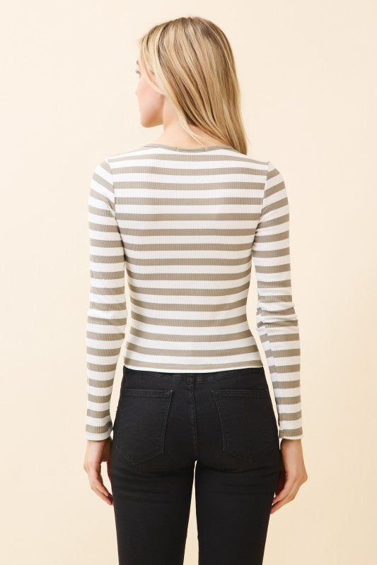 CT 2784 - Envelope Long Sleeve Top