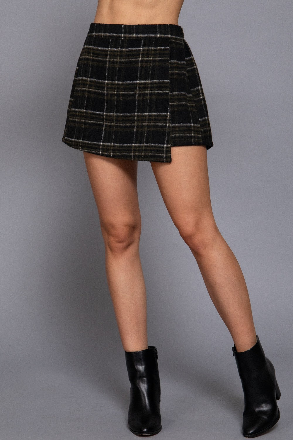 SKT 1085 - Plaid Wrap Jacquard Skort