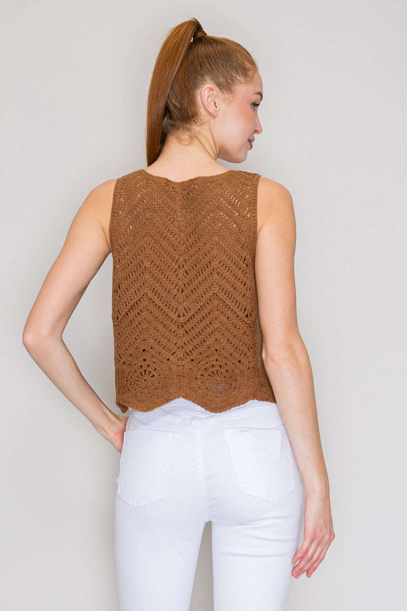 DT 1915 - Crocheted Yarn Sweater Top