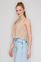 DT 1915 - Crocheted Yarn Sweater Top