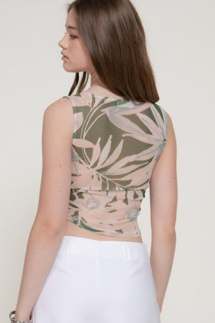 DT 1950 - Sleeveless Boat Neck Mesh Top