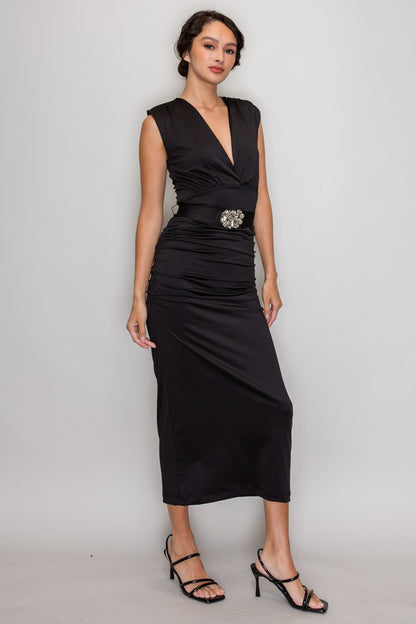 DD 1424 - Plunging Ruched Belted Dress