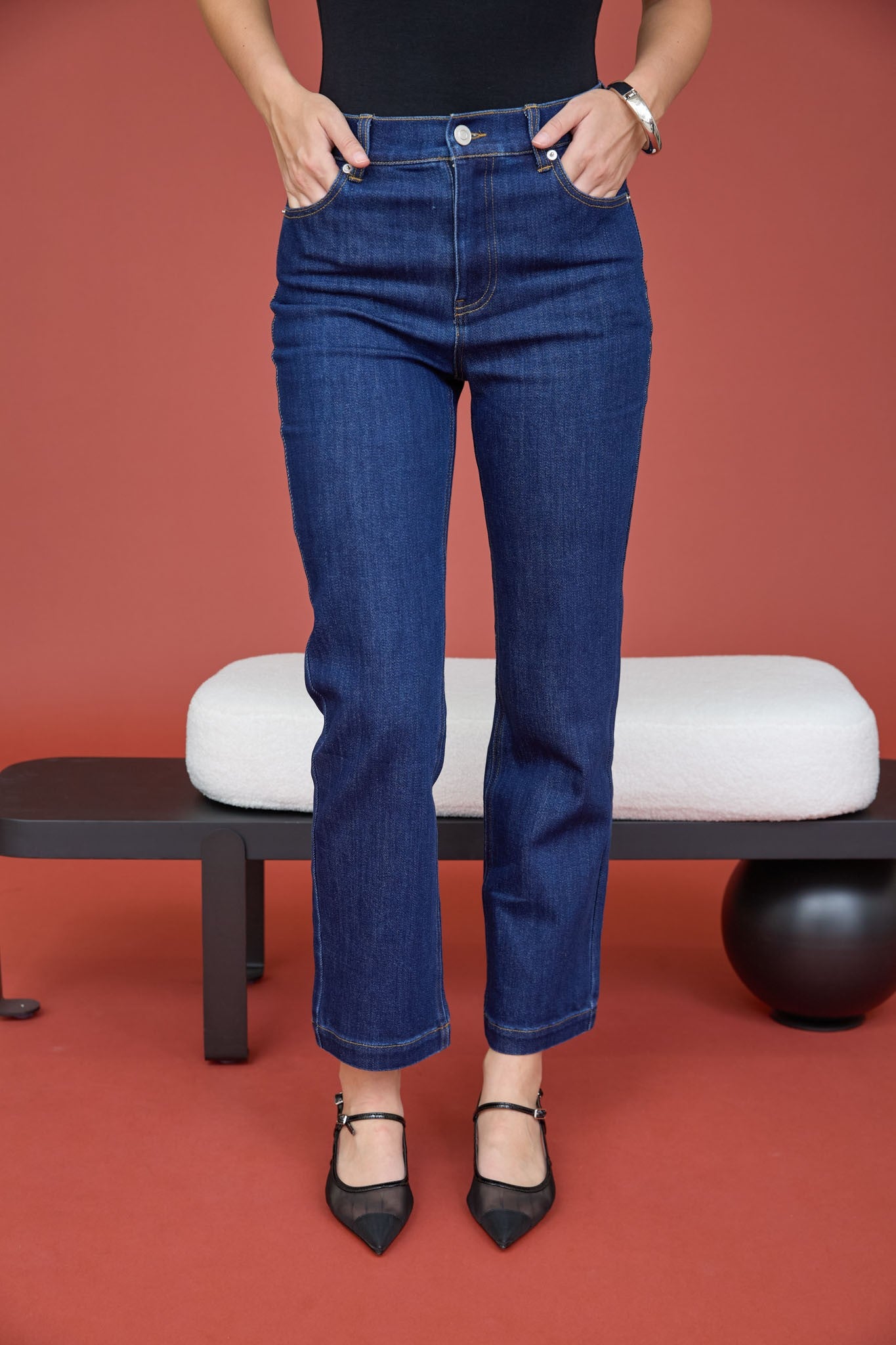 P 868 - High Rise Straight Leg Jeans