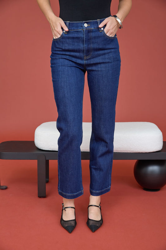 P 868 - High Rise Straight Leg Jeans