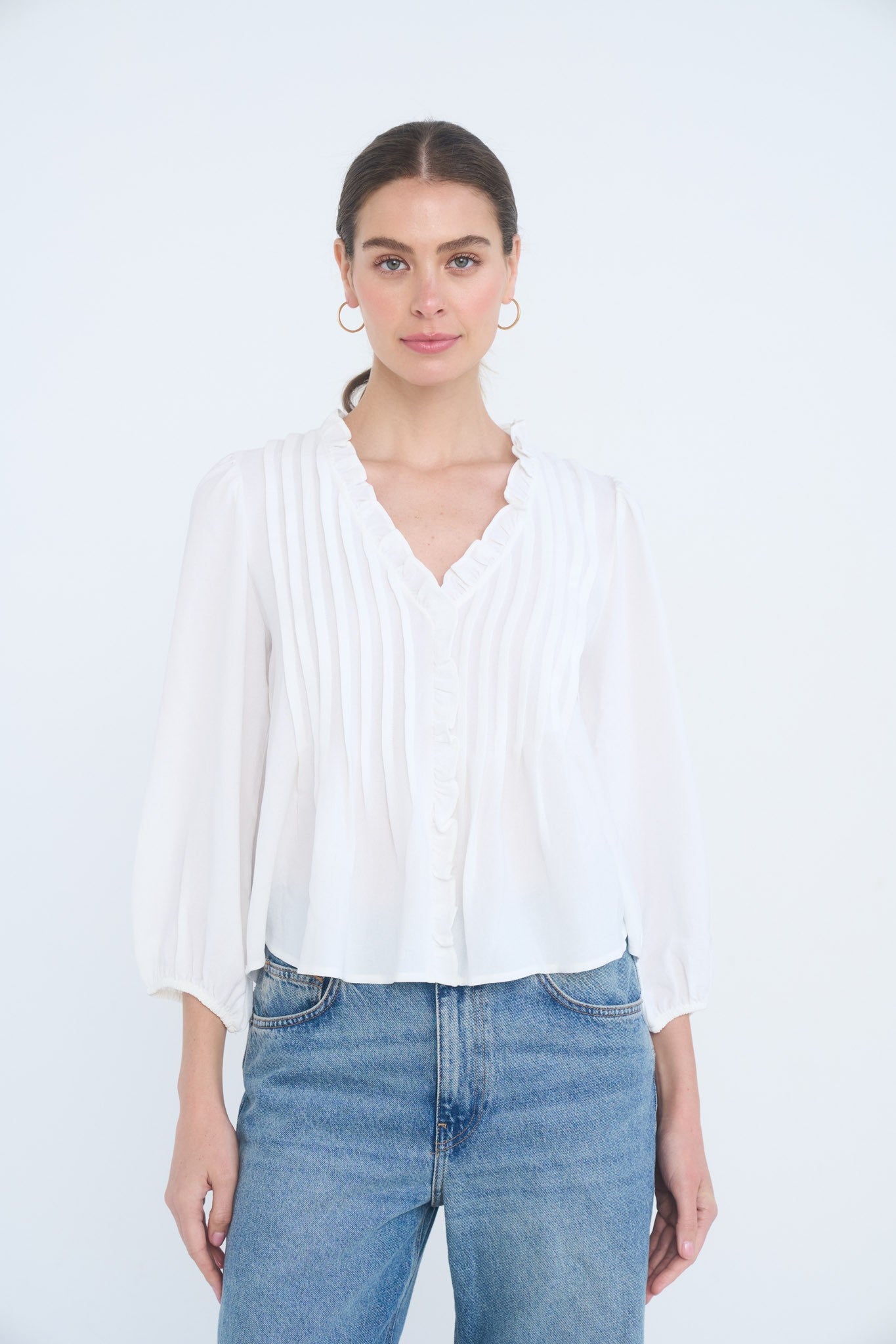 DT 1945 - 3/4 Sleeve Pintuck Detail Blouse