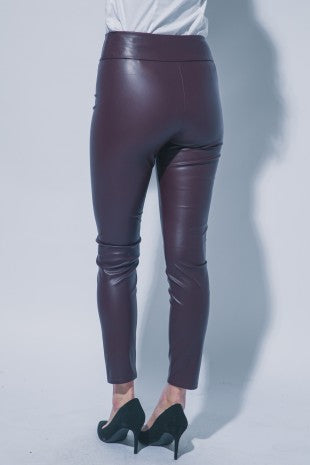 P 880 - Faux Leather Leggings