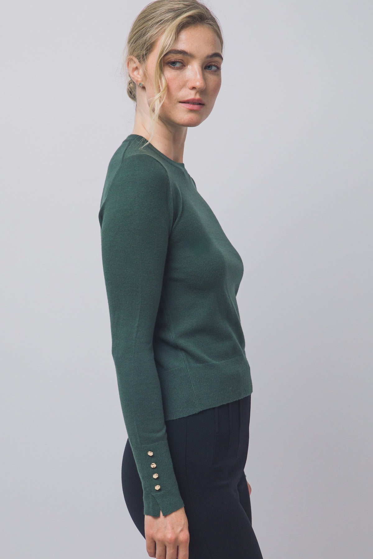 DT 2003 - Long-Sleeve Sweater Top