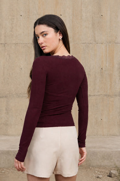 DT 1971 - Lace Trim Long Sleeve Knit Top