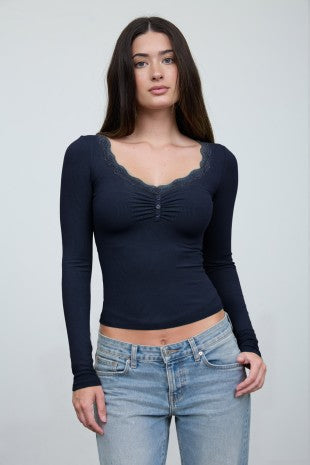 DT 1971 - Lace Trim Long Sleeve Knit Top