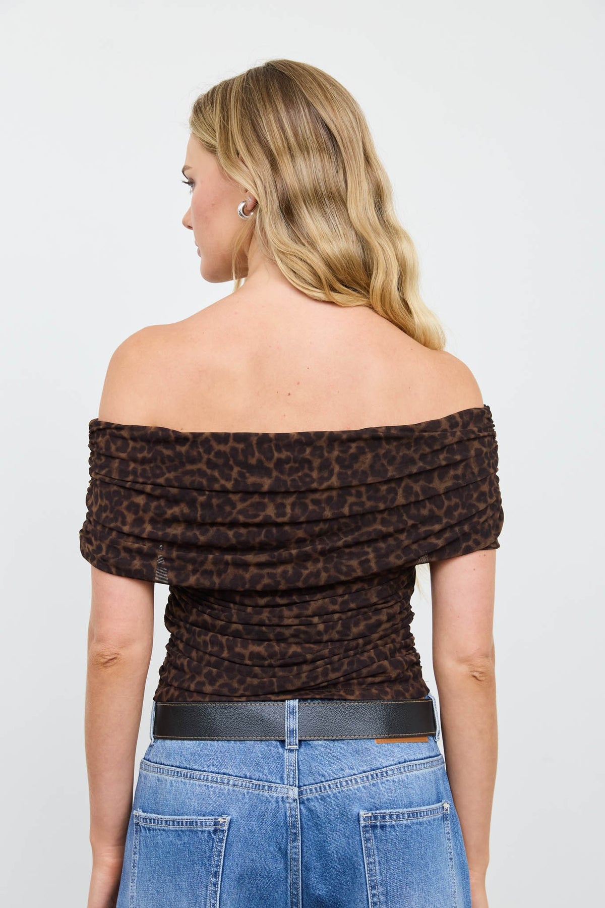 DT 1994 - Ruched Off Shoulder Leopard Print Top