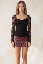 DT 1990 - Open Back Long Sleeve Lace Top