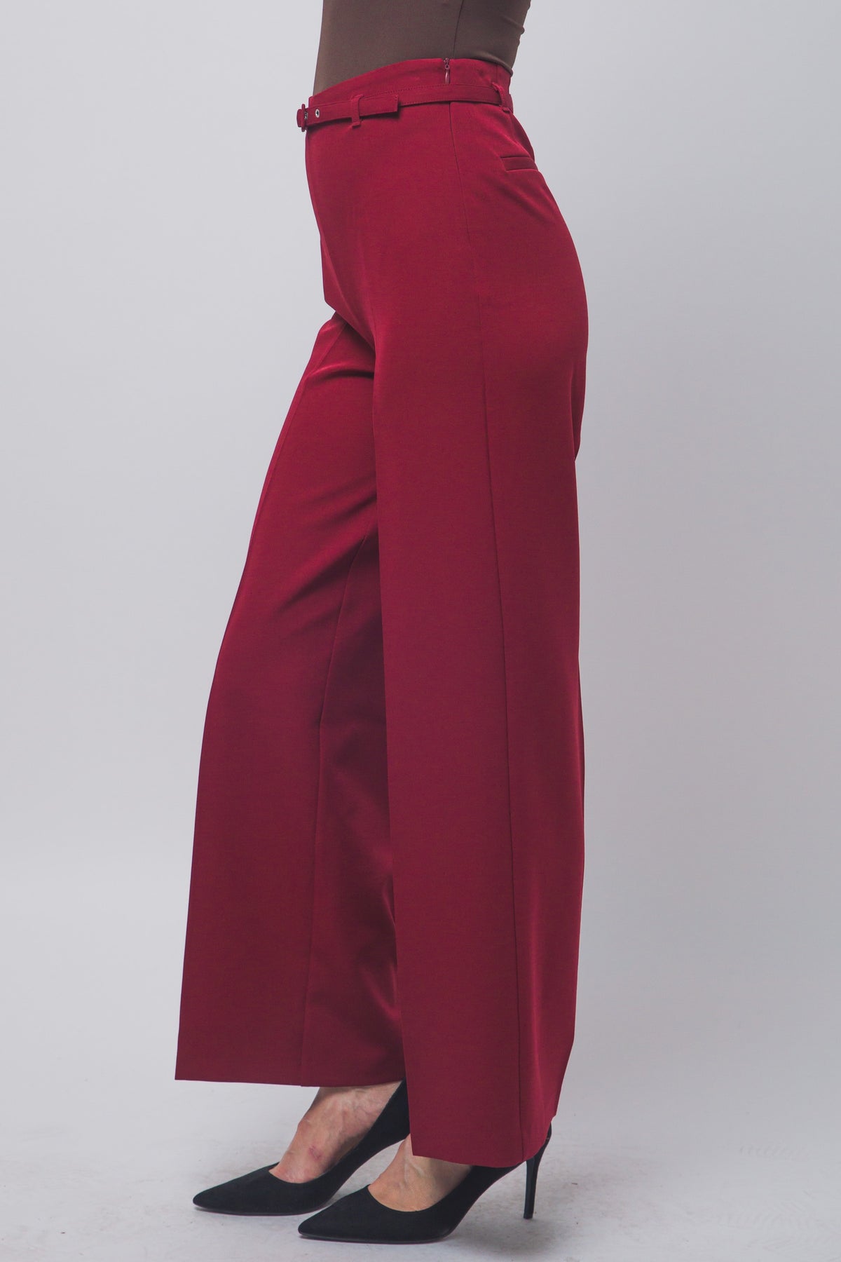 P 879 - High Waisted Wide Leg Trousers
