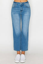 P 862 - Cropped Straight Leg Jeans