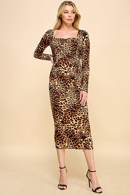 DD 1342 - Scoop Neck Printed Midi Dress