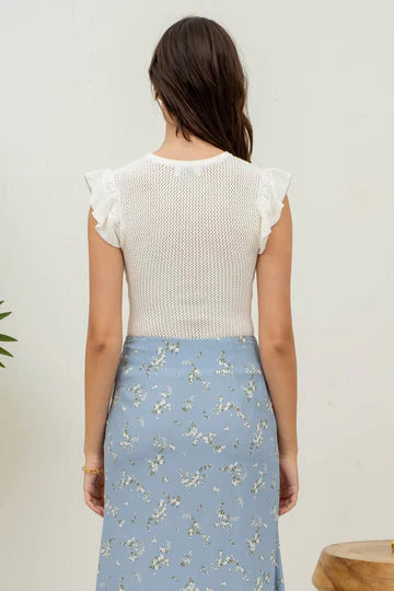 DT 1925 - Ruffle Sleeve Crochet Knit Top