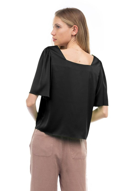 CT 2797 - Cropped Short Sleeve Blouse